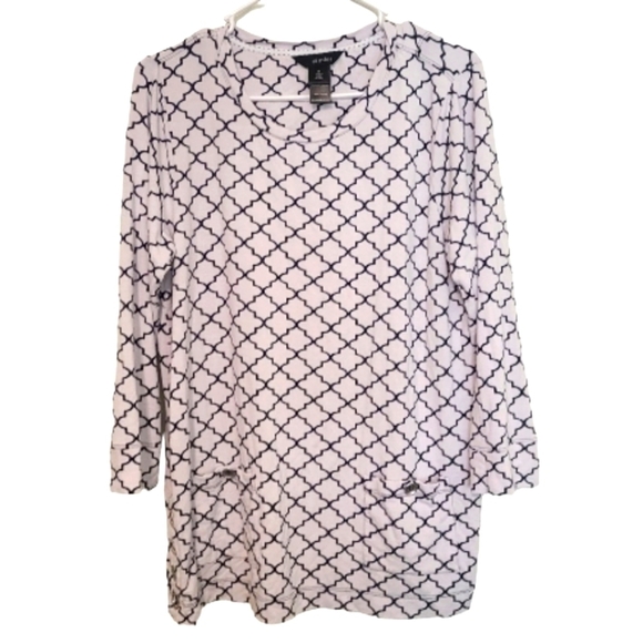 Ali Miles 3/4 Quarter Sleeve Tunic Top with Front Pockets and Snaps On Sides - Picture 1 of 8